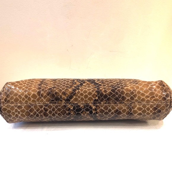 Embossed Snakeskin Clutch - Picture 3 of 6